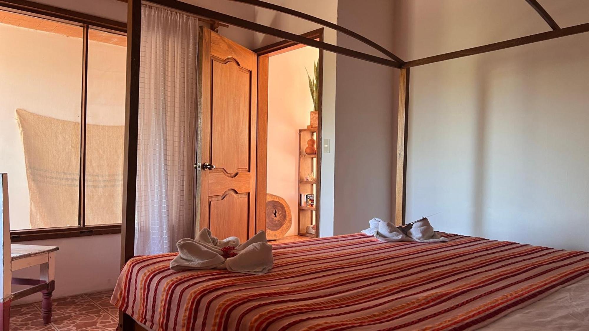 Casa Azar Hotel Масунте Екстериор снимка